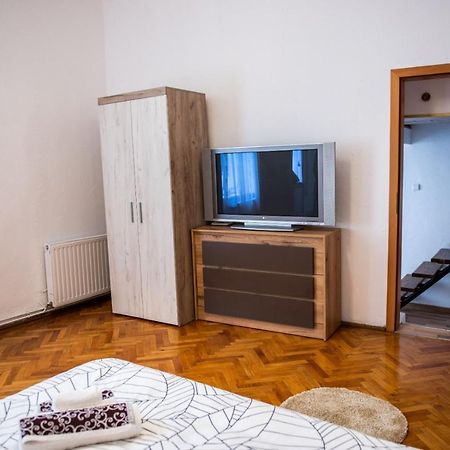 Troll'S House Apartamento Sibiu Exterior foto