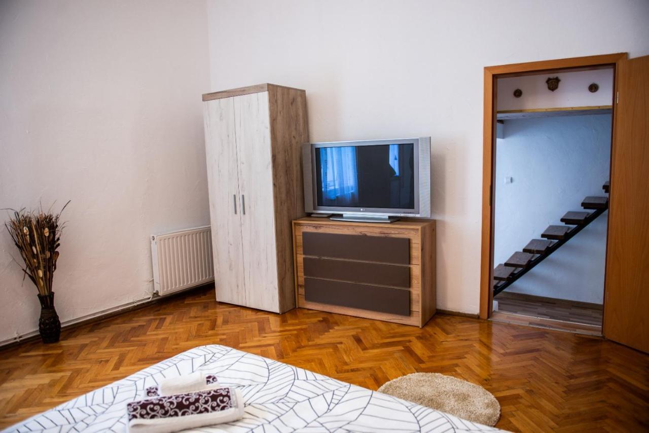 Troll'S House Apartamento Sibiu Exterior foto