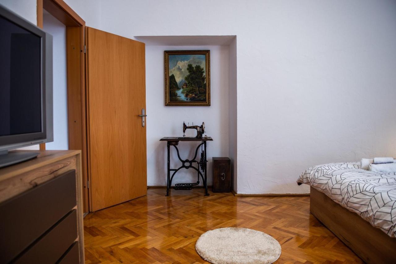 Troll'S House Apartamento Sibiu Exterior foto